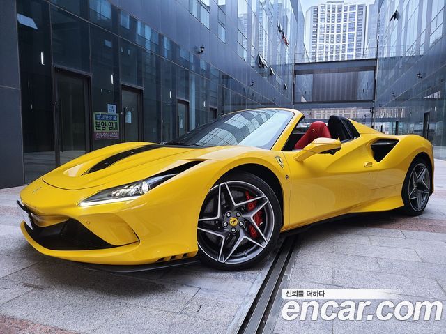 Ferrari F8 Spyder 3.9 V8 2021 — фото 2