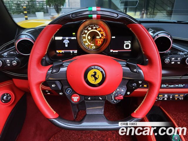 Ferrari F8 Spyder 3.9 V8 2021 — фото 7
