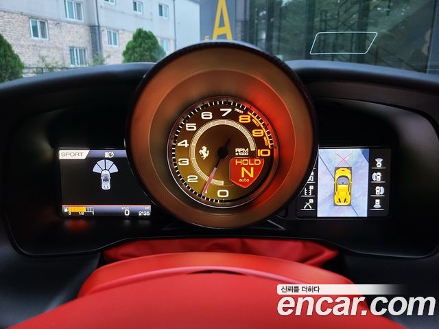 Ferrari F8 Spyder 3.9 V8 2021 — фото 10