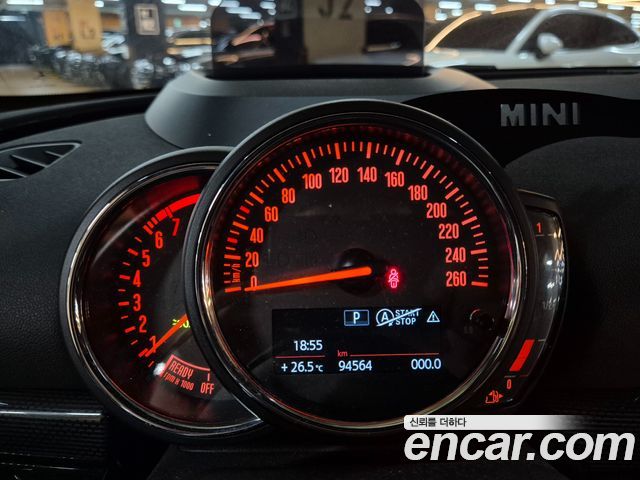 MINI Cooper Clubman Untied suit Edition 2nd 2019 — фото 7