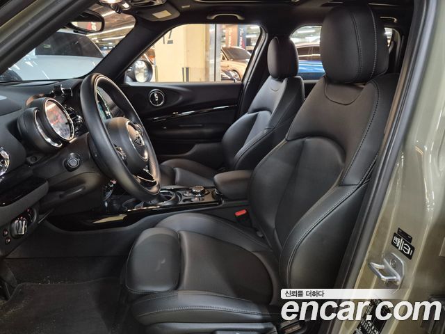 MINI Cooper Clubman Untied suit Edition 2nd 2019 — фото 8