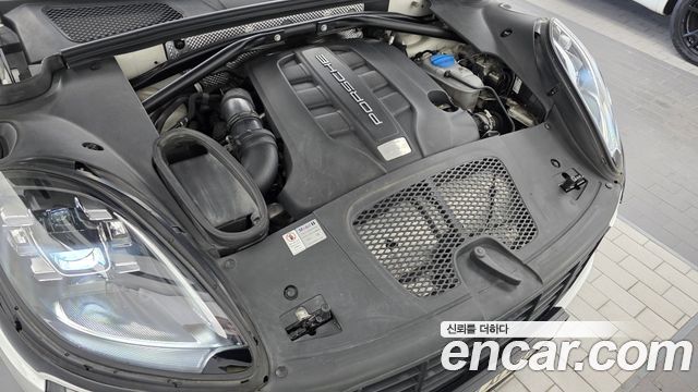 Porsche Macan 3.0 S Diesel 95B 2017 — фото 6