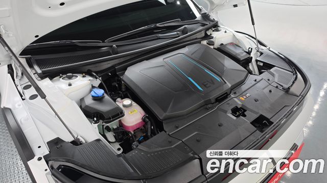 Hyundai Ioniq 5 Standard E-Value+ 2025 — фото 6