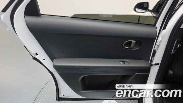 Hyundai Ioniq 5 Standard E-Value+ 2025 — фото 25