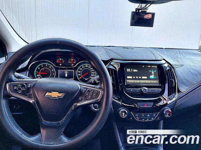 Chevrolet Cruze 1.4 Turbo LTZ Deluxe 2017 — фото 10