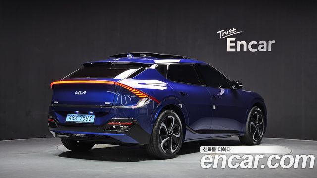 Kia EV6 Long Range GT Line 2023 — фото 2