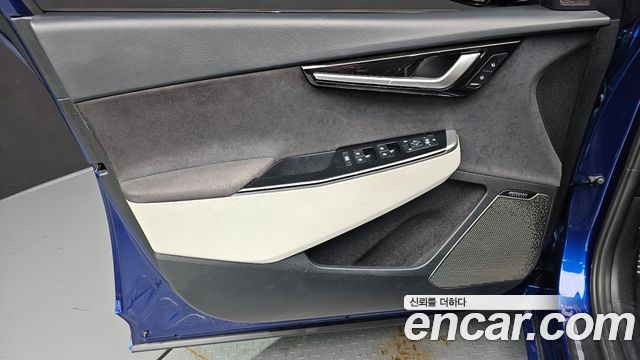 Kia EV6 Long Range GT Line 2023 — фото 30