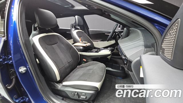 Kia EV6 Long Range GT Line 2023 — фото 32