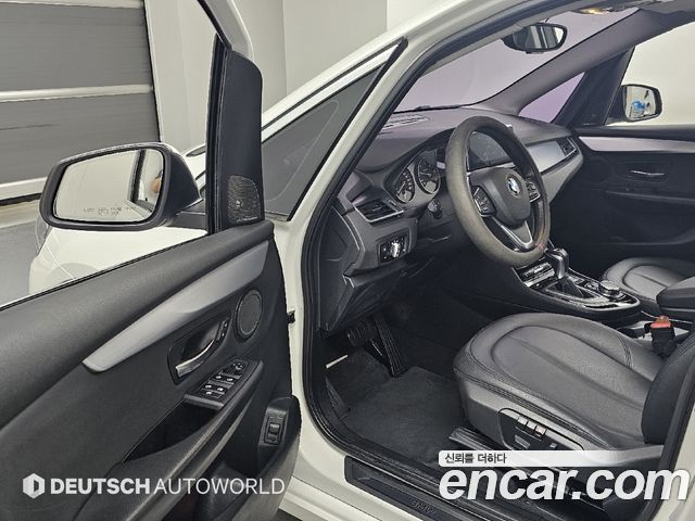 BMW 2 Series Active Tourer (F45) Luxury 2015 — фото 15
