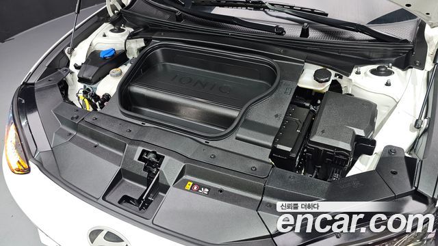 Hyundai Ioniq 6 Long Range AWD Prestige 2023 — фото 6