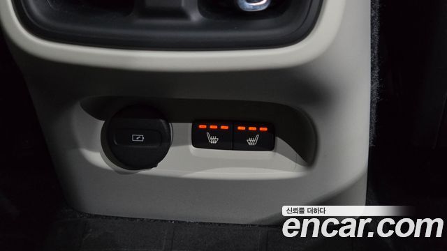 Volvo XC40 B4 Ultimate Bright 2023 — фото 31