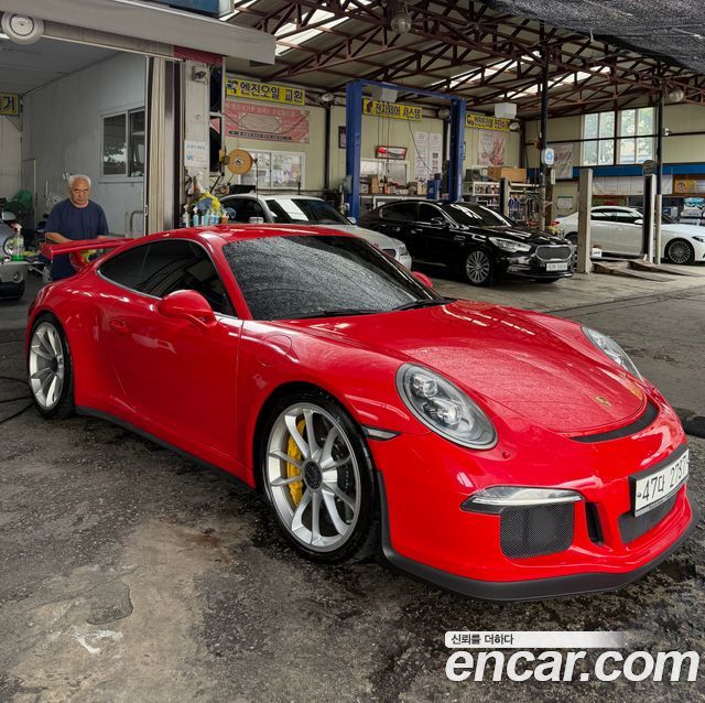 Porsche 911 GT3 991