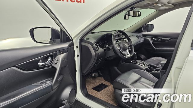 Nissan X-Trail 2.5 4WD 2018 — фото 10
