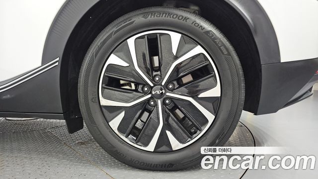 Kia EV6 Long Range Air 2022 — фото 27