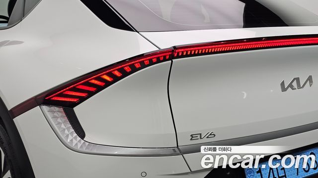 Kia EV6 Long Range Air 2022 — фото 29