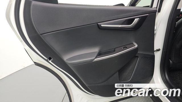 Kia EV6 Long Range Air 2022 — фото 31