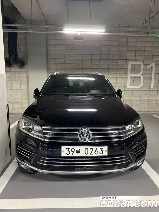 Volkswagen Touareg V6 3.0 TDI R-Line 7P5 2015 — фото 3