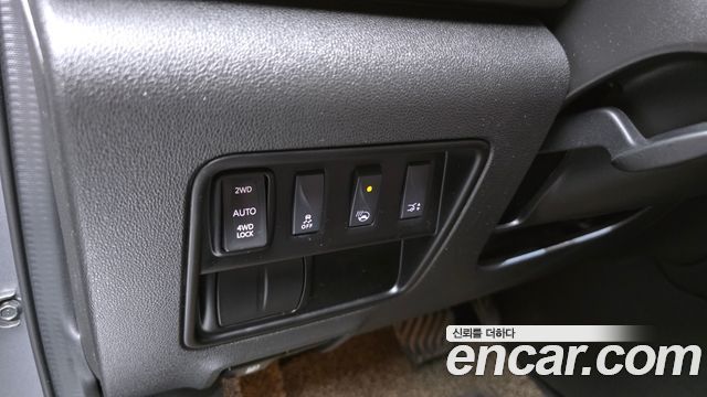 Renault Korea QM6 Diesel 4WD RE Signature 2017 — фото 33