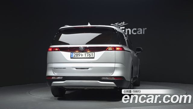 Kia Carnival (IV) Gasoline 9-Seater Prestige 2021 — фото 4