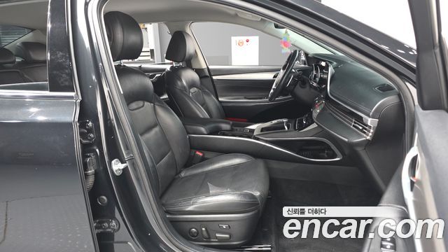 Hyundai Grandeur (IG) 3.0 LPi Exclusive 2020 — фото 11