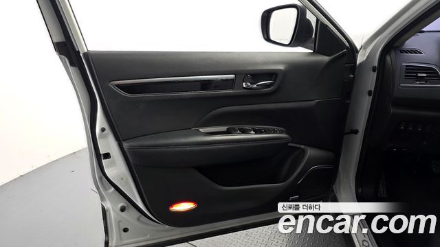 Renault Korea QM6 Diesel 4WD RE Signature 2017 — фото 24