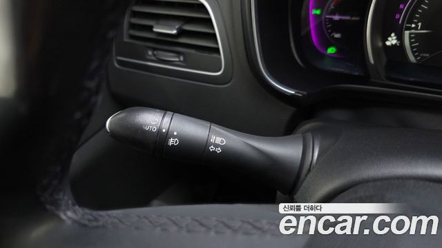 Renault Korea QM6 Diesel 4WD RE Signature 2017 — фото 31