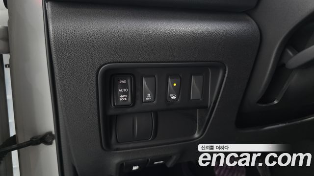 Renault Korea QM6 Diesel 4WD RE Signature 2017 — фото 33
