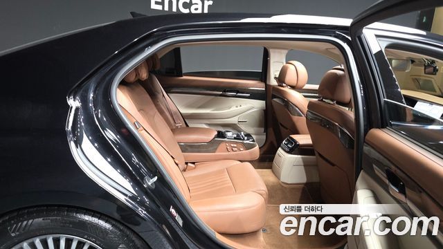 Genesis G90 3.8 AWD Luxury 2020 — фото 12