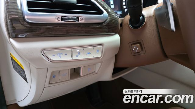 Genesis G90 3.8 AWD Luxury 2020 — фото 17