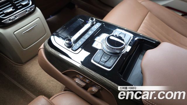 Genesis G90 3.8 AWD Luxury 2020 — фото 19