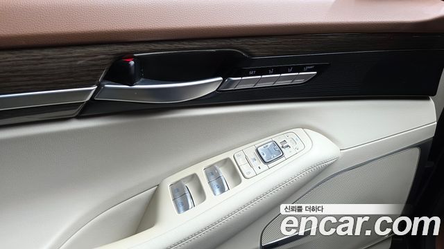 Genesis G90 3.8 AWD Luxury 2020 — фото 29