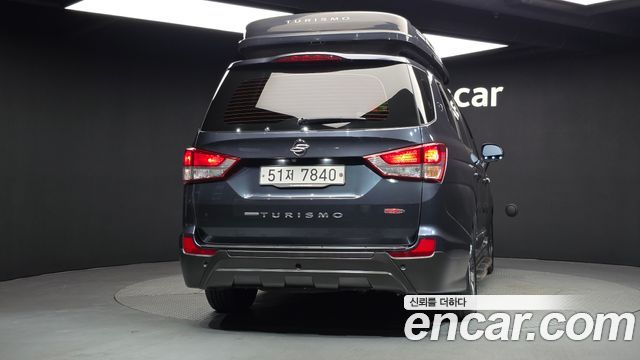 KG Mobility (SsangYong) Korando Turismo 4WD Outdoor Edition 9-seater 2016 — фото 4