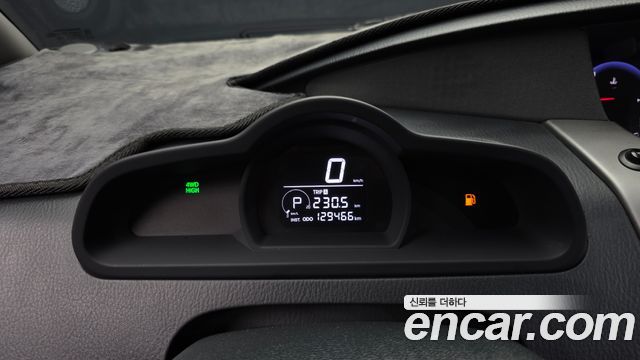 KG Mobility (SsangYong) Korando Turismo 4WD Outdoor Edition 9-seater 2016 — фото 8