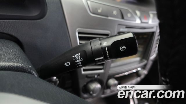KG Mobility (SsangYong) Korando Turismo 4WD Outdoor Edition 9-seater 2016 — фото 17