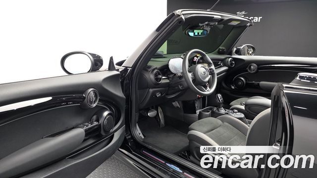 MINI Cooper S Convertible JCW 3rd 2024 — фото 10