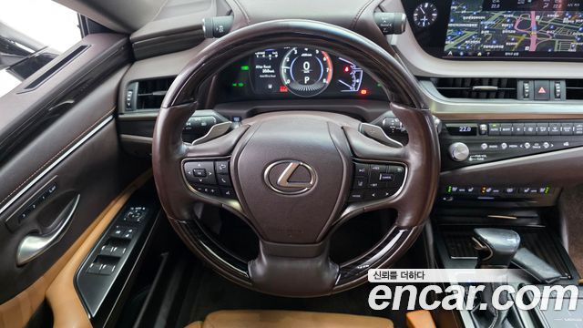 Lexus ES300h (VII) Luxury Plus 2021 — фото 13