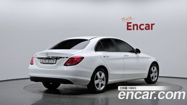 Mercedes-Benz C-Class (W205) C200 2016 — фото 2