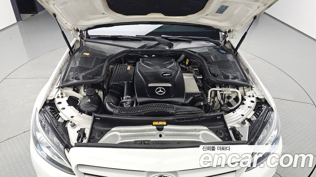 Mercedes-Benz C-Class (W205) C200 2016 — фото 6