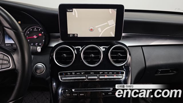 Mercedes-Benz C-Class (W205) C200 2016 — фото 14