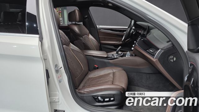 BMW 5 Series (G30) 520d M Sport Package Plus 2018 — фото 11