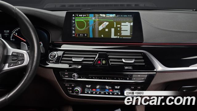BMW 5 Series (G30) 520d M Sport Package Plus 2018 — фото 14