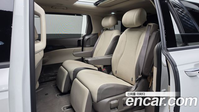 Kia Carnival (IV) Diesel 7-Seater Signature 2025 — фото 26