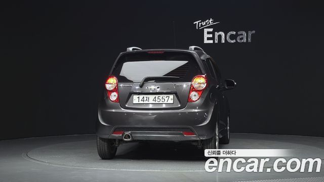 Chevrolet Spark Spark S LT 2015 — фото 4