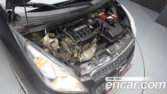 Chevrolet Spark Spark S LT 2015 — фото 6