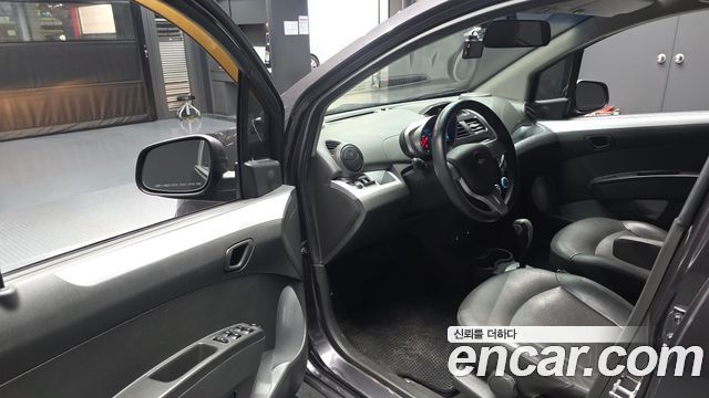 Chevrolet Spark Spark S LT 2015 — фото 10