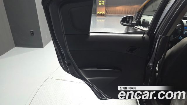 Chevrolet Spark Spark S LT 2015 — фото 25