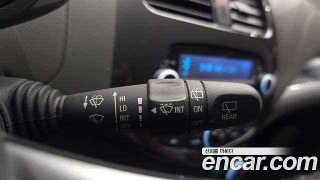 Chevrolet Spark Spark S LT 2015 — фото 28