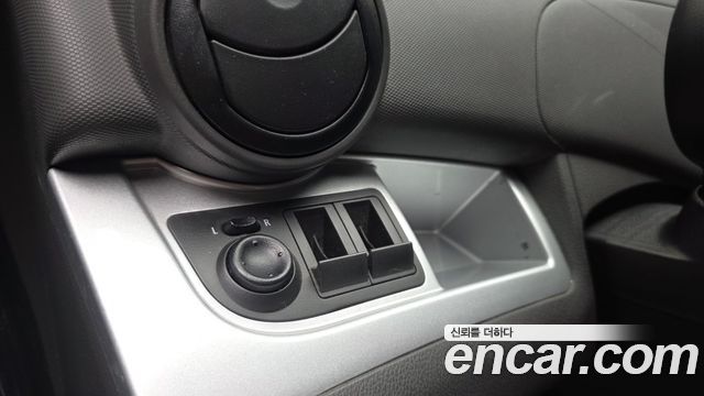 Chevrolet Spark Spark S LT 2015 — фото 29