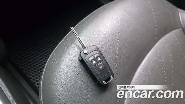 Chevrolet Spark Spark S LT 2015 — фото 30