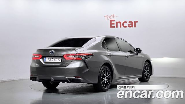 Toyota Camry (XV70) 2.5 XSE Hybrid 2024 — фото 2